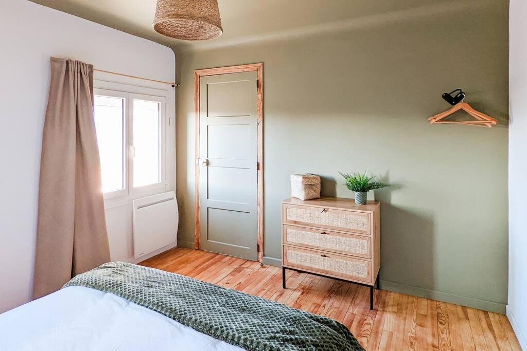 Maison Lombardi - Gite 6 Personnes 4 Etoiles Dun-sur-Meuse Luaran gambar